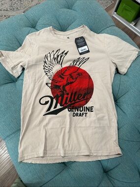 MENS ⭐️ MILLER DRAFT DISTRESSED TEE SMALL